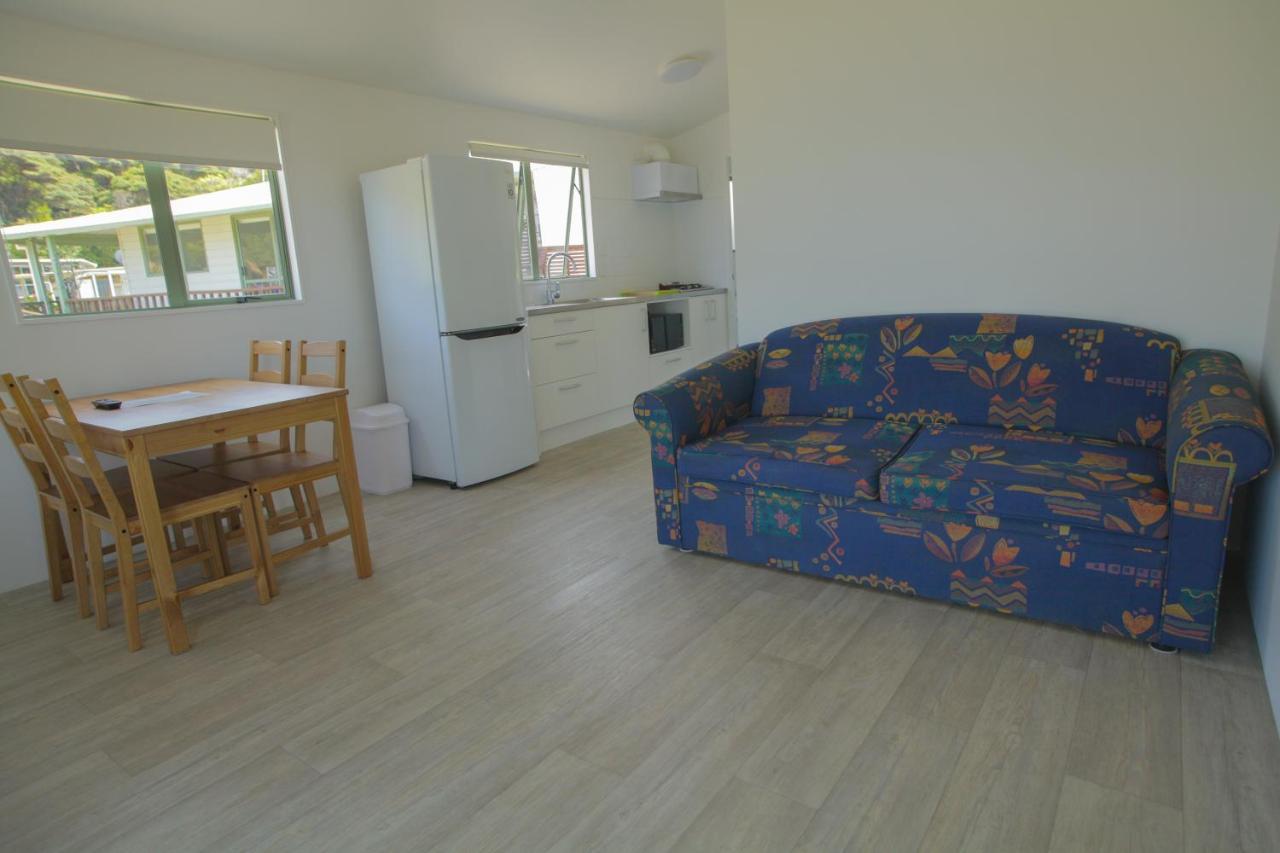 Oamaru Bay Tourist Park Hotell Coromandel Exteriör bild