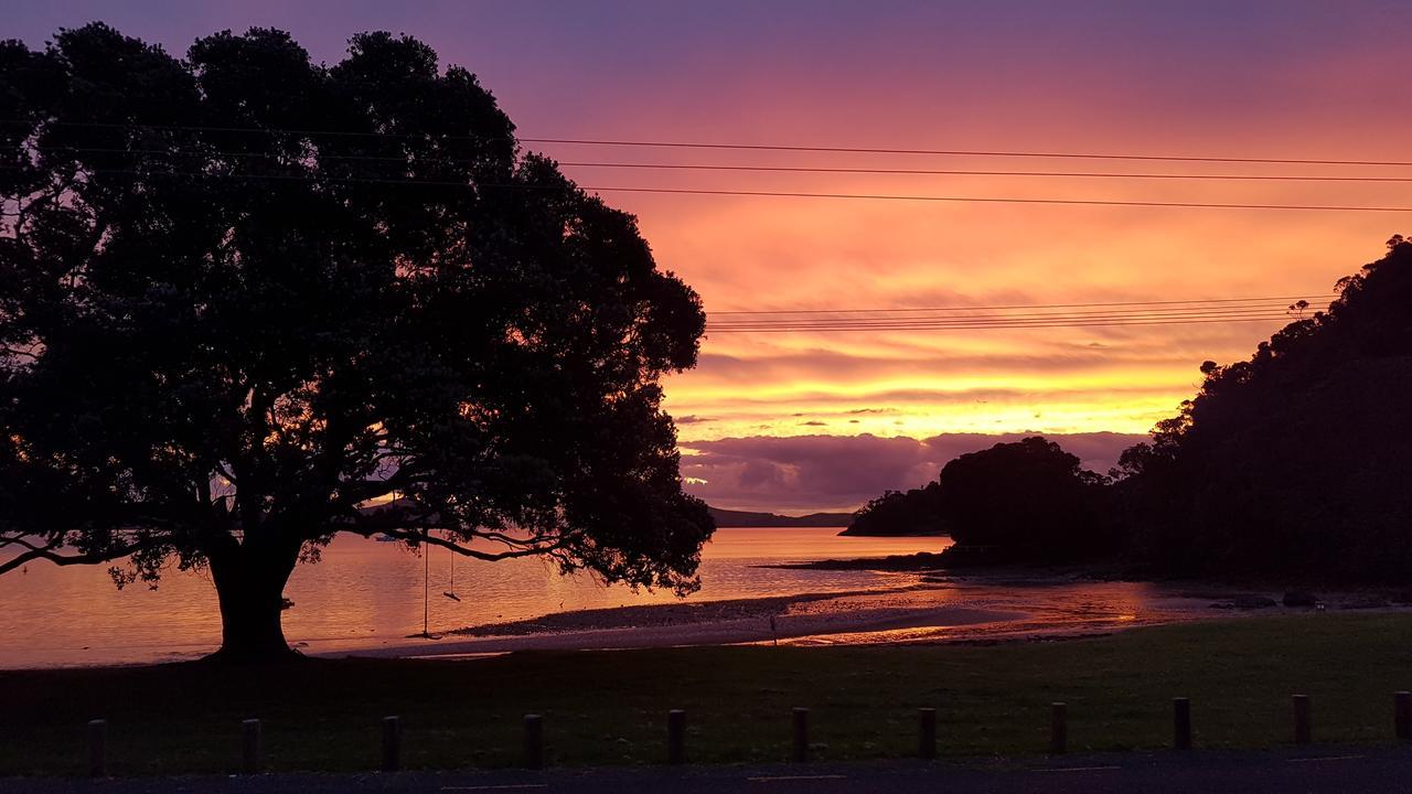 Oamaru Bay Tourist Park Hotell Coromandel Exteriör bild